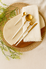 Load image into Gallery viewer, Glam 24-Piece tableware set
