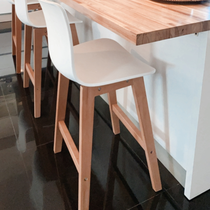 Modern Patio Dining Chairs Set in Stylish Outdoor Dining Space