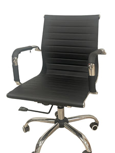 Ergo black office chair, medium, chrome base