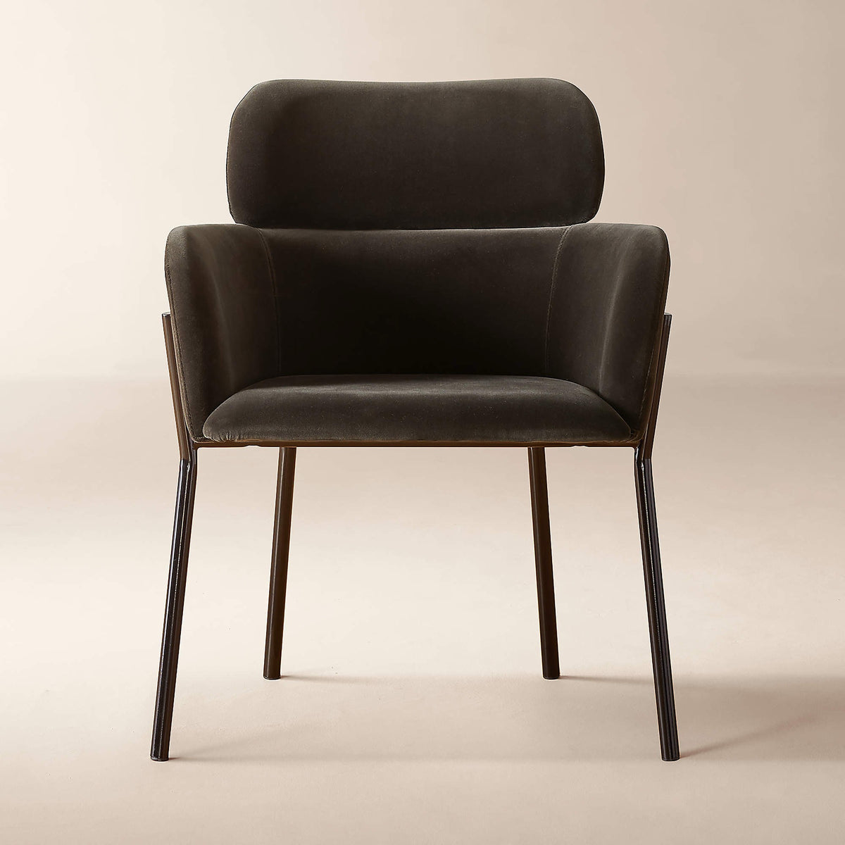 Dimensional diagram showing overall height width and seat measurements for modern velvet dining chair